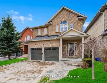 94 Howlett Ave Huron Heights-Leslie Valley, Newmarket 4 beds 3 baths 2 garage $949K