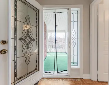 97 Springbrook Dr <a href='https://luckyalan.com/community_CN.php?community=Richmond Hill:Langstaff'>Langstaff, Richmond Hill</a> 5 beds 7 baths 3 garage $2.688M