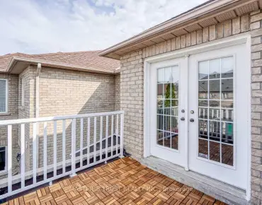 68 Regent St <a href='https://luckyalan.com/community_CN.php?community=Richmond Hill:Mill Pond'>Mill Pond, Richmond Hill</a> 5 beds 6 baths 2 garage $1.999M