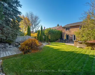 12 Old English Ln Bayview Glen, Markham 5 beds 7 baths 3 garage $3.988M