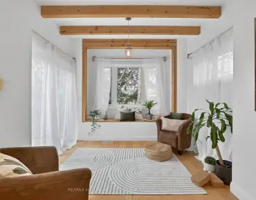 582 Plantation Gate Summerhill Estates, Newmarket 4 beds 3 baths 2 garage $999.999K