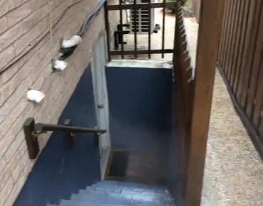 
Rattenbury  <a href='https://luckyalan.com/community.php?community=Vaughan:Patterson'>Patterson, Vaughan</a> 3 beds 3 baths 1 garage $1.289M