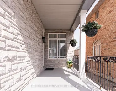 728 Sunset Beach Rd Oak Ridges Lake Wilcox, Richmond Hill  beds  baths  garage $265K