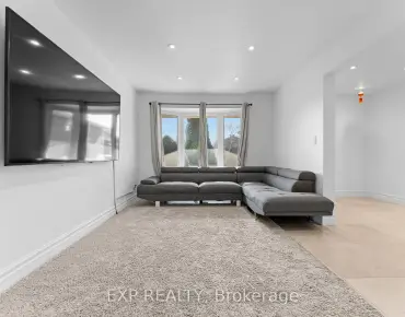 
27 Via Nova Dr East Woodbridge, Vaughan 4 beds 4 baths 2 garage $1.68M
