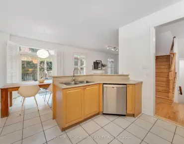 15 Ozner Cres Vellore Village, Vaughan 4 beds 4 baths 2 garage $1.565M