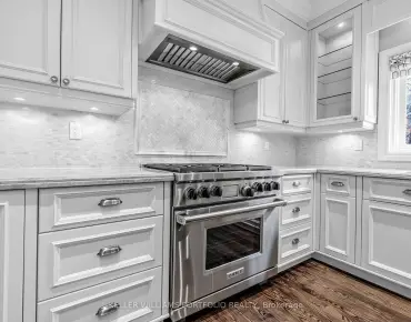 221 Tennant Circ Vellore Village, Vaughan 4 beds 4 baths 1 garage $1.149M