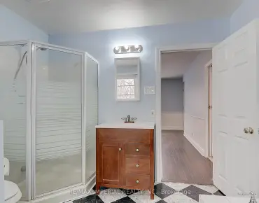 
63 McCague Ave Rural Richmond Hill, Richmond Hill 4 beds 3 baths 1 garage $999K