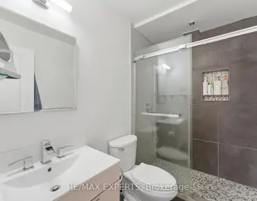 
Avro  <a href='https://luckyalan.com/community.php?community=Vaughan:Maple'>Maple, Vaughan</a> 4 beds 4 baths 2 garage $1.359M