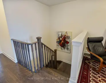 
Worthington  Oak Ridges Lake Wilcox, Richmond Hill 3 beds 4 baths 2 garage $1.159M