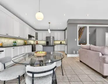 14 Colborne St Thornhill, Markham 4 beds 2 baths 2 garage $1.448M