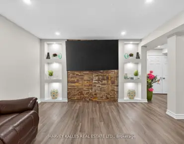 
Duncombe Lane <a href='https://luckyalan.com/community.php?community=Richmond Hill:South Richvale'>South Richvale, Richmond Hill</a> 4 beds 4 baths 1 garage $1.36M