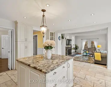 112 Westbury Crt Westbrook, Richmond Hill 3 beds 4 baths 2 garage $1.09M