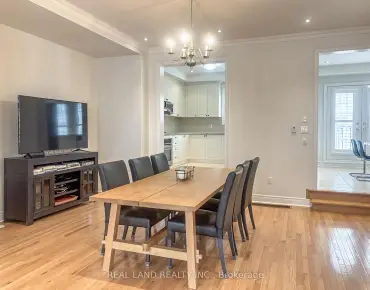 
51 Emeline Cres Markham Village, Markham 4 beds 4 baths 3 garage $1.329M