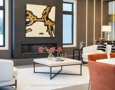 17 Connor Dr Rural Whitchurch-Stouffville - 4 睡房 4 卫生间 3 车位叫价2999000加元