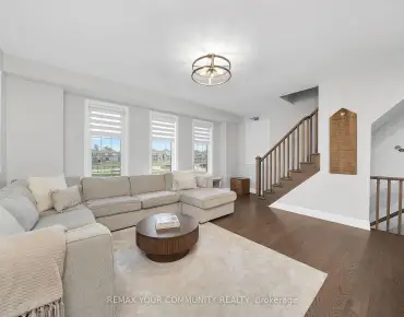 
44 Ellerby Sq N <a href='https://luckyalan.com/community.php?community=Vaughan:West Woodbridge'>West Woodbridge, Vaughan</a> 3 beds 2 baths 1 garage $980K