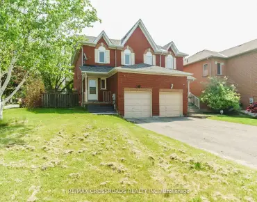 206 Parkview Cres Central Newmarket, Newmarket 4 beds 4 baths  garage $999.9K