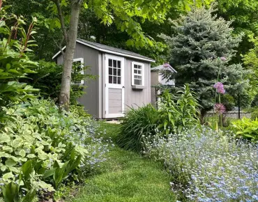 
21 Beth Ave Jefferson, Richmond Hill 4 beds 4 baths 2 garage $1.479M