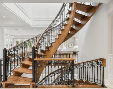 
45 Longmeadow Cres <a href='https://luckyalan.com/community.php?community=Markham:Milliken Mills West'>Milliken Mills West, Markham</a> 3 beds 4 baths 2 garage $1.288M