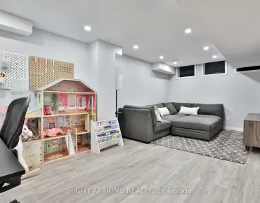 198 Prince Regent St Victoria Square, Markham 4 beds 5 baths 2 garage $2.569M