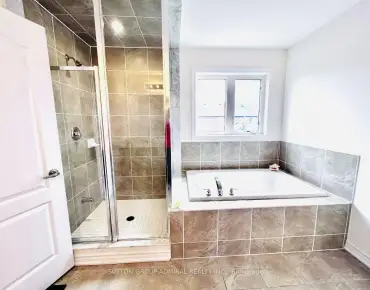 
9 Orchard St Old Markham Village, Markham 2 beds 5 baths 2 garage $2.88M