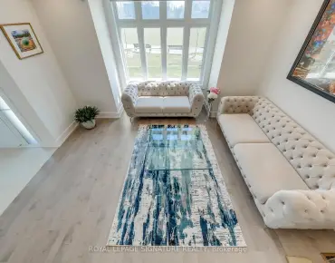 
16 Worsley Crt <a href='https://luckyalan.com/community.php?community=Markham:Unionville'>Unionville, Markham</a> 5 beds 4 baths 2 garage $1.788M