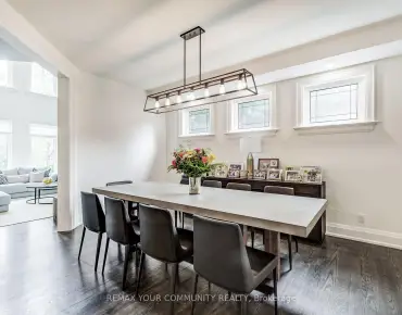 
9 Orchard St Old Markham Village, Markham 2 beds 5 baths 2 garage $2.88M