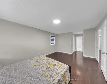 
9 Orchard St Old Markham Village, Markham 2 beds 5 baths 2 garage $2.88M