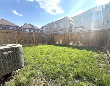 
24 Marydale Ave <a href='https://luckyalan.com/community.php?community=Markham:Middlefield'>Middlefield, Markham</a> 5 beds 5 baths 2 garage $1.699M