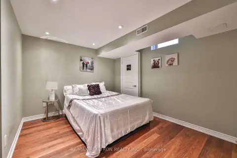 Richmond Hill real estate