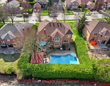 
244 Frederick Curran Ln Woodland Hill, Newmarket 4 beds 5 baths 2 garage $1.899M