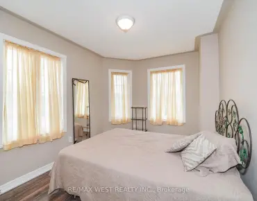 
44 Ellerby Sq N <a href='https://luckyalan.com/community.php?community=Vaughan:West Woodbridge'>West Woodbridge, Vaughan</a> 3 beds 2 baths 1 garage $980K