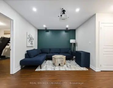 
14 Rockport Cres <a href='https://luckyalan.com/community.php?community=Richmond Hill:Crosby'>Crosby, Richmond Hill</a> 3 beds 2 baths 1 garage $999.95K