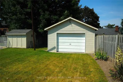 Markham Old Markham Village community 354 Main St N For Sale