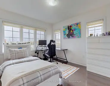 
Carousel  Oak Ridges Lake Wilcox, Richmond Hill 3 beds 3 baths 1 garage $1.2M