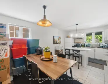 28 Headwater Cres Oak Ridges Lake Wilcox, Richmond Hill 3 beds 5 baths 2 garage $1.29M
