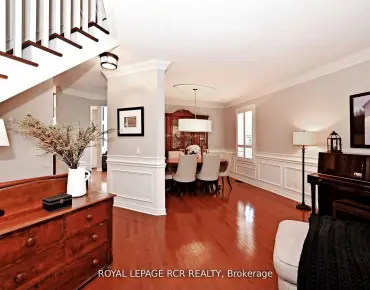 
109 Highland Ln <a href='https://luckyalan.com/community.php?community=Richmond Hill:Mill Pond'>Mill Pond, Richmond Hill</a> 4 beds 4 baths 2 garage $2.299M