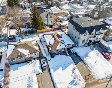 
Old Orchard Cres <a href='https://luckyalan.com/community.php?community=Richmond Hill:Rouge Woods'>Rouge Woods, Richmond Hill</a> 3 beds 4 baths 1 garage $1.388M