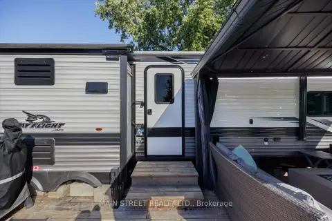 Whitchurch-Stouffville Rural Whitchurch-Stouffville community 15 Hawaiian Circ For Sale