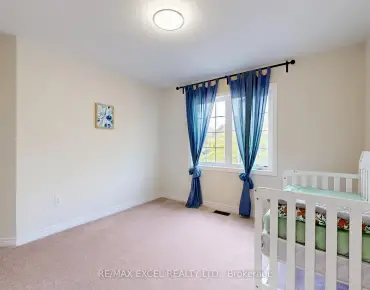 
75 Dairis Cres <a href='https://luckyalan.com/community.php?community=Markham:Milliken Mills East'>Milliken Mills East, Markham</a> 3 beds 3 baths 1 garage $799K