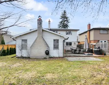 
75 Dairis Cres <a href='https://luckyalan.com/community.php?community=Markham:Milliken Mills East'>Milliken Mills East, Markham</a> 3 beds 3 baths 1 garage $799K