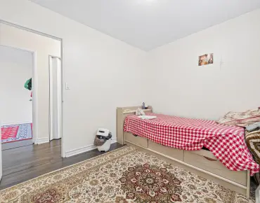 579 Bondi Ave Gorham-College Manor, Newmarket 3 beds 3 baths 1 garage $879K
