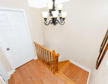 
27 Moses Cres <a href='https://luckyalan.com/community.php?community=Markham:Cachet'>Cachet, Markham</a> 4 beds 4 baths 2 garage $2.08M