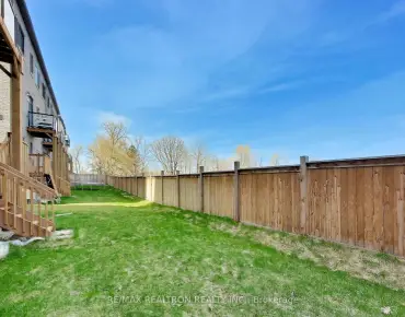 
1 Hartman Ave Islington Woods, Vaughan 3 beds 3 baths 2 garage $1.099M