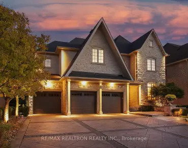 
8 Townwood Dr Jefferson, Richmond Hill 3 beds 3 baths 1 garage $1.079M