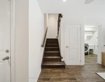 193 Beechwood Cres Central Newmarket, Newmarket 4 beds 5 baths 2 garage $2.89M