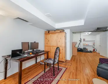 
241 SEGUIN St <a href='https://luckyalan.com/community.php?community=Richmond Hill:Oak Ridges'>Oak Ridges, Richmond Hill</a> 4 beds 4 baths 2 garage $1.745M