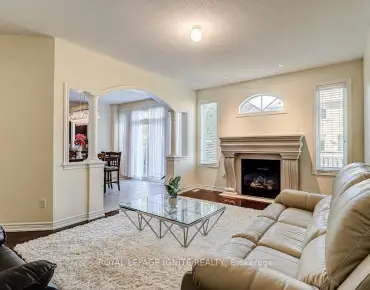 
30 Graceview Crt Vaughan Grove, Vaughan 3 beds 3 baths 2 garage $1.399M