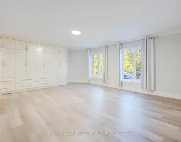 
8 Helliwell Cres Oak Ridges Lake Wilcox, Richmond Hill 3 beds 3 baths 1 garage $1.24M
