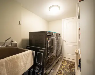 
Elmeade  Stouffville, Whitchurch-Stouffville 3 beds 4 baths 1 garage $1.218M