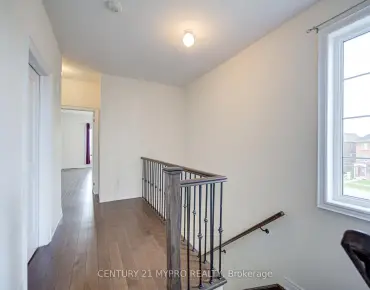 
220 Weldrick Rd W <a href='https://luckyalan.com/community.php?community=Richmond Hill:Observatory'>Observatory, Richmond Hill</a> 4 beds 5 baths 2 garage $1.939M